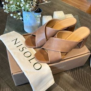 NIB Nisolo Leather Carina Cross Strap Mules